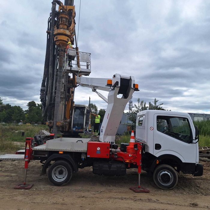 Podnośnik koszowy wynajem  zwyżka wycinka pielęgnacja 22m 3.5t