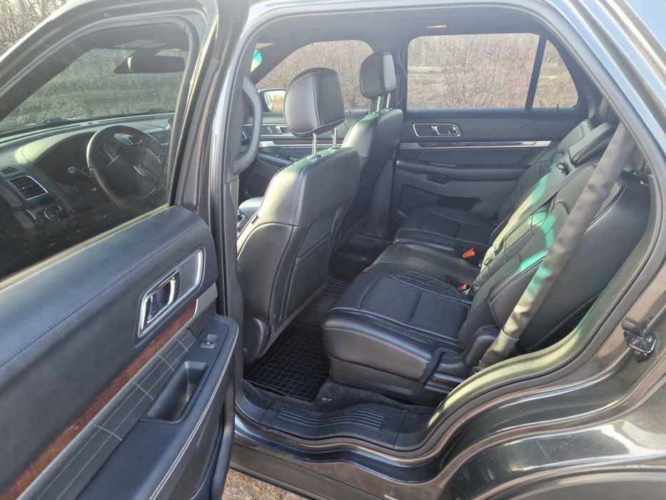 Ford Exploere Platinum 2017 Максимальная комплектация