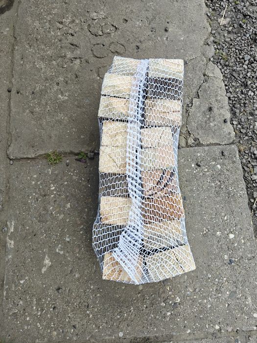 Kantówka oraz klocki z palet