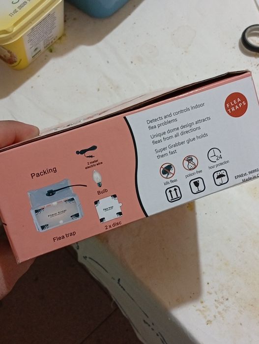 The Ultimate Flea Traps novo em caixa com dupla lampada
