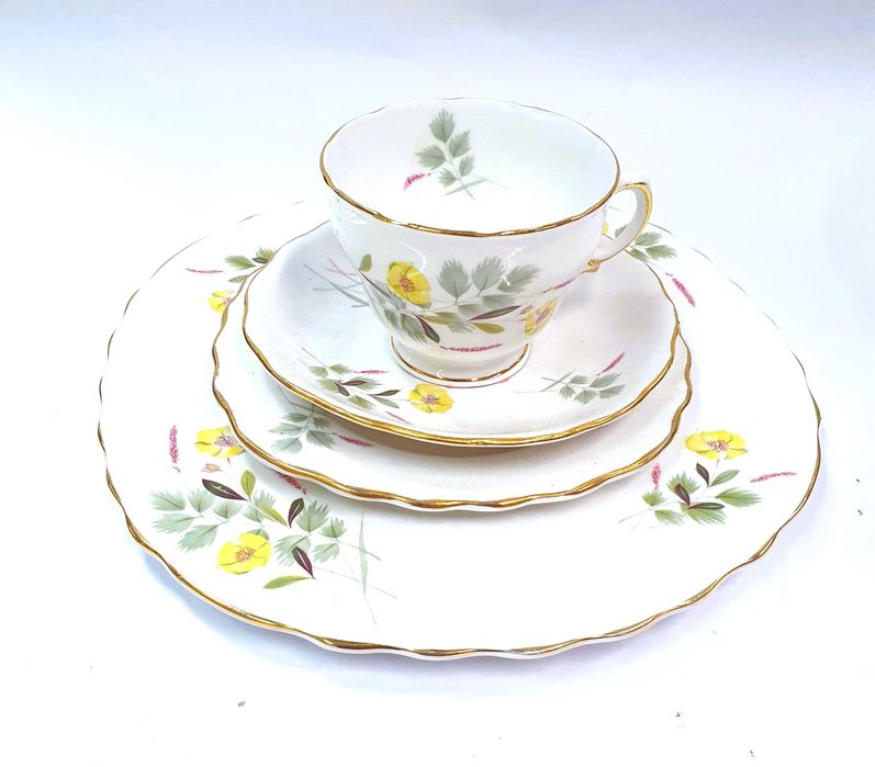 ROYAL VALE . Por. Patera filiżanka trio zestaw śniadaniowy 4 elementy