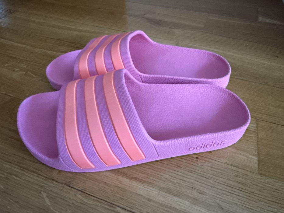 Klapki dla dziewczynki Adidas roz. 34
