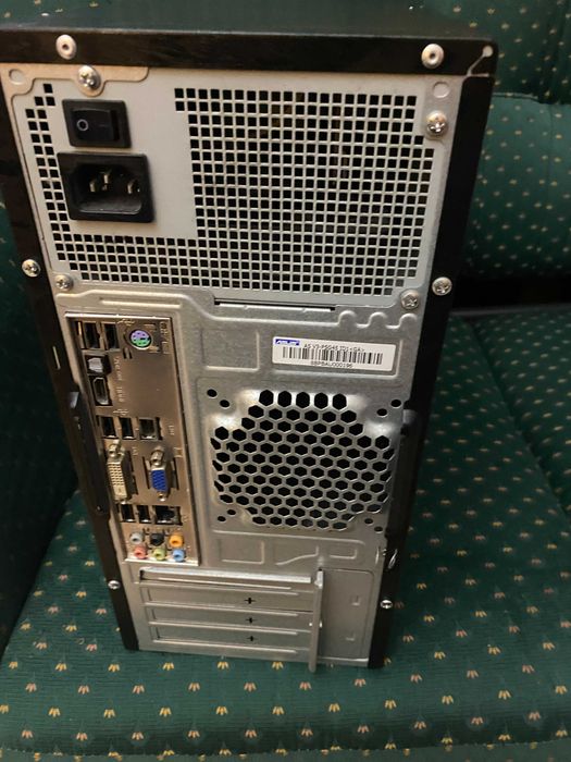 Computadores de torre430093076100567041