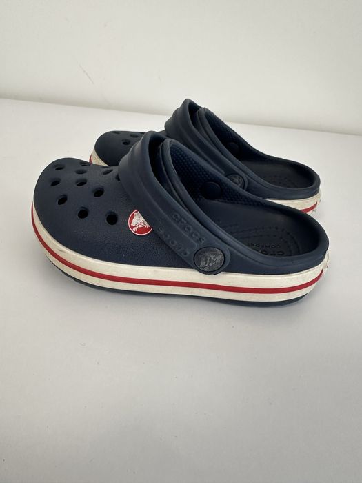 Тапочки крокси crocs