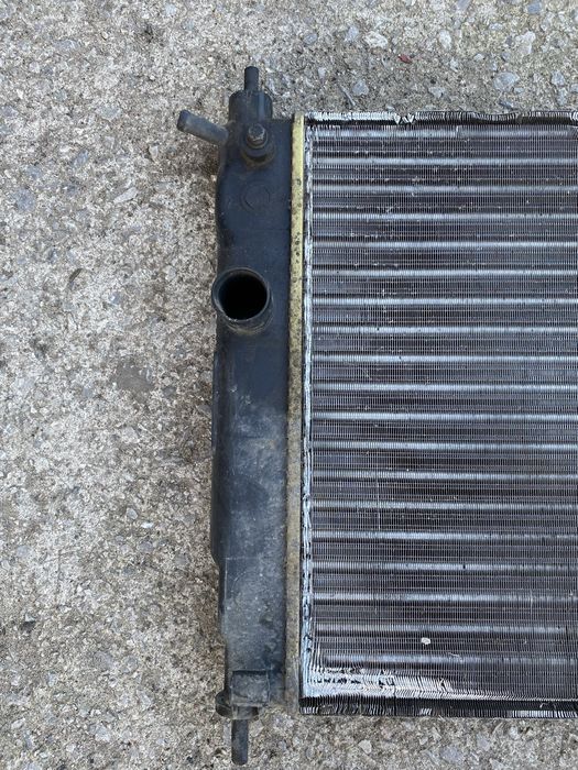 Opel Astra f 1 chlodnica wody plynu