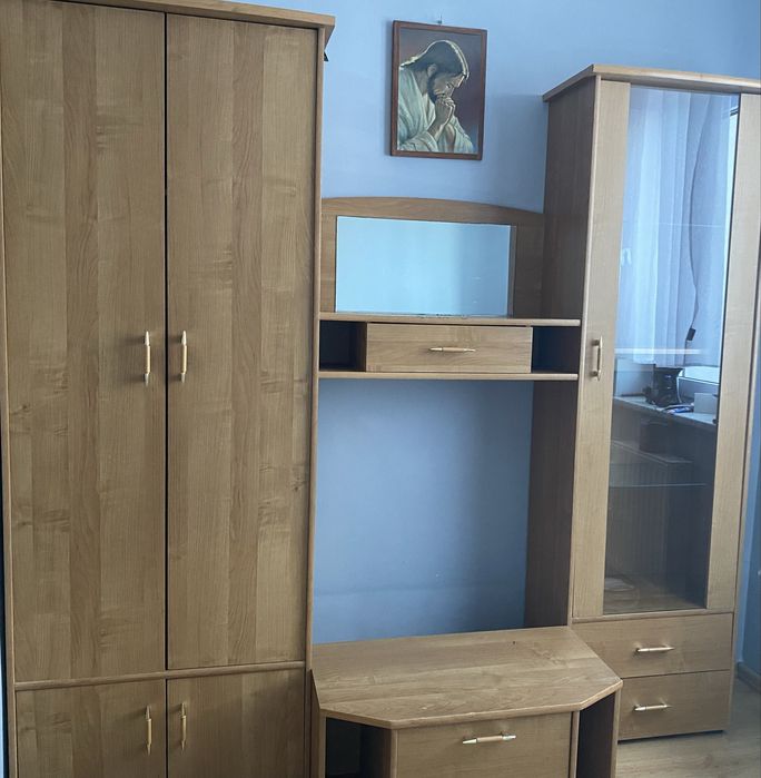 Meblościanka z szafą