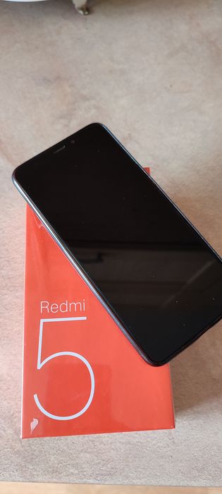 Телефон Xiomi Redmi 5