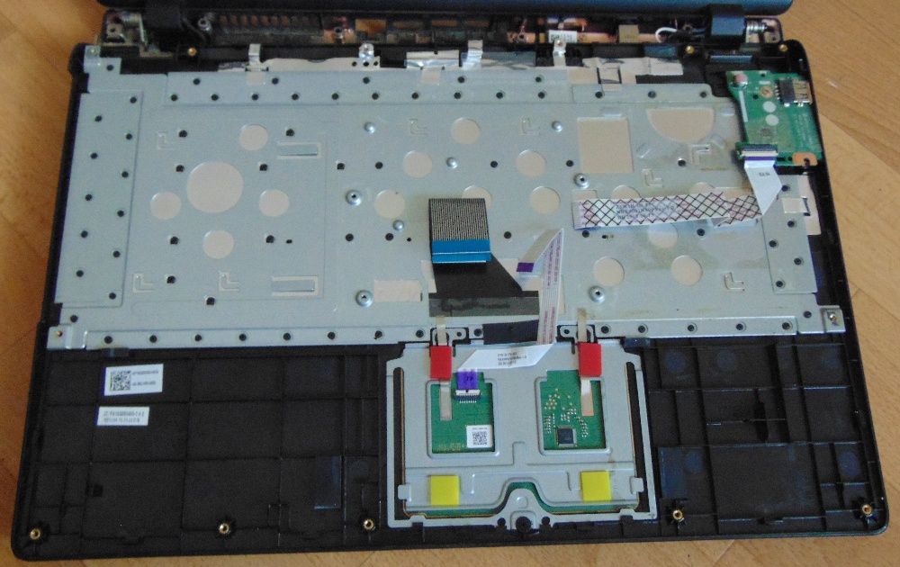 Запчасти от ноутбука Acer ES1-520