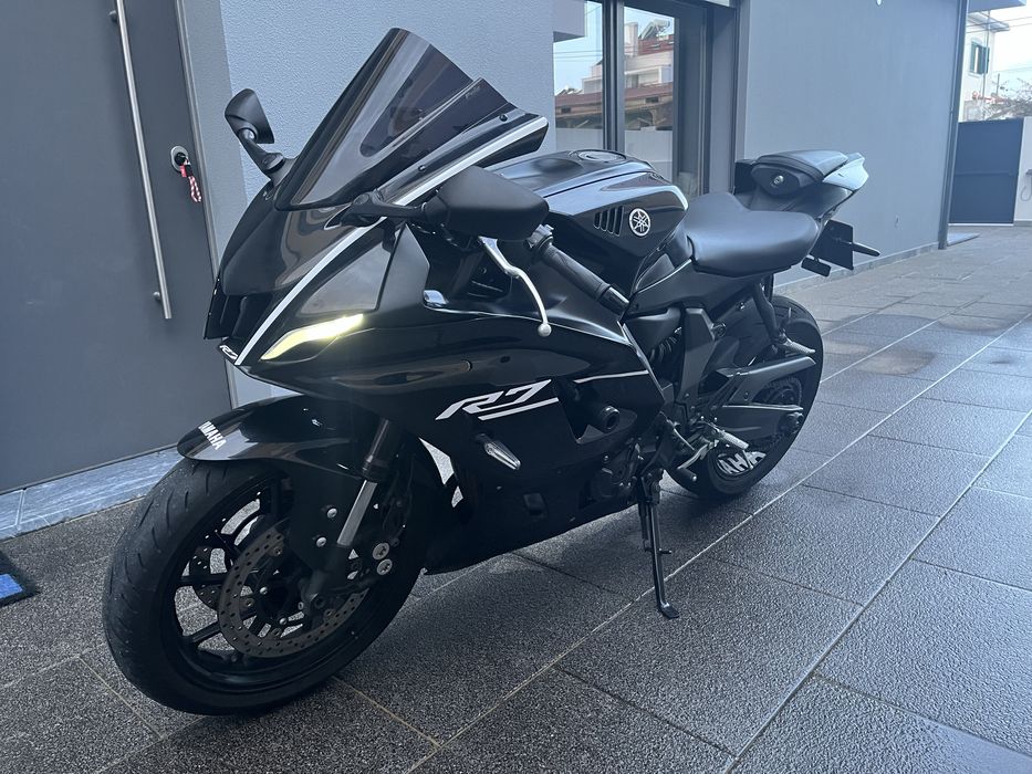 Yamaha R7 - 2022