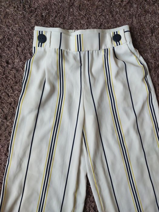 Штани  zara,  брюки  s