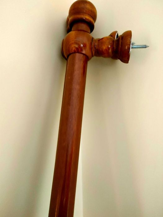 Varões para cortinas em madeira