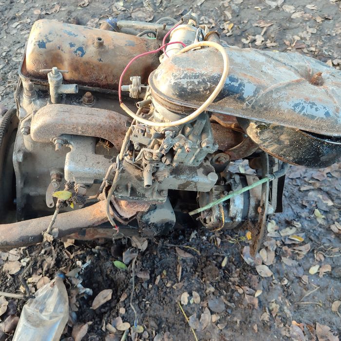 Продам мотор УАЗ по запчастинах