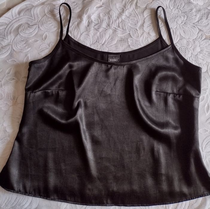 Koszulka damska czarna rozmiar 42