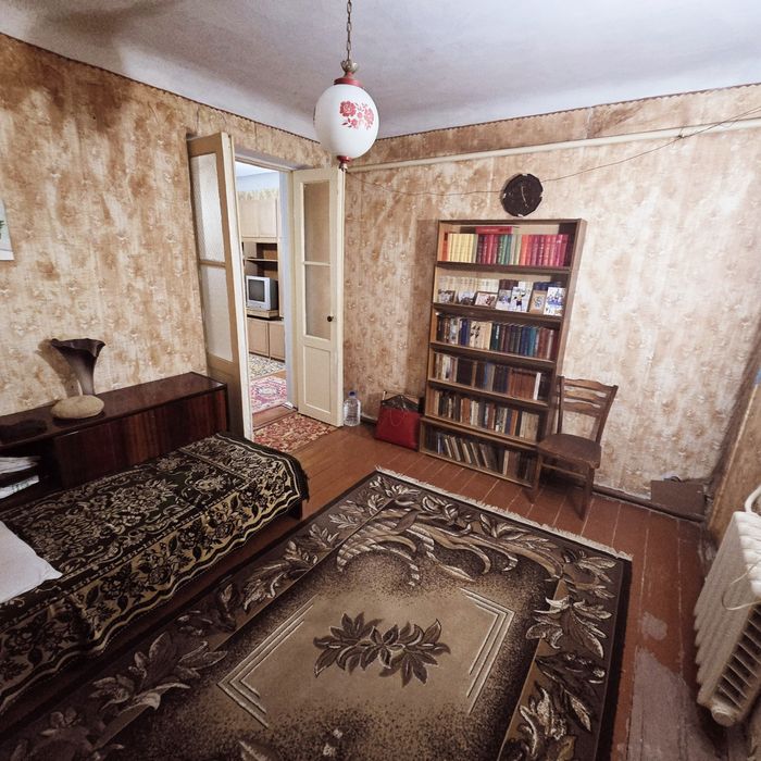 Продаж 2 кімнатна  квартира на землі  Центр  вулиця Дунаєва