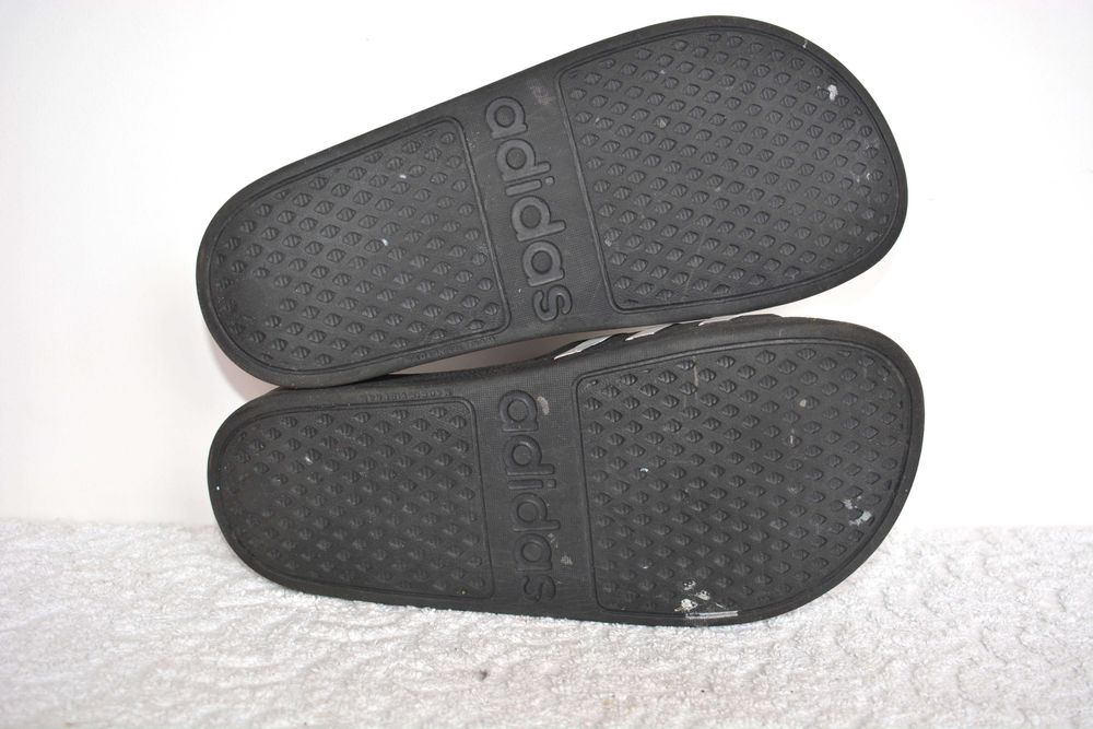 Adidas klapki basenowe czarne w paski rozmiar 37/22,5