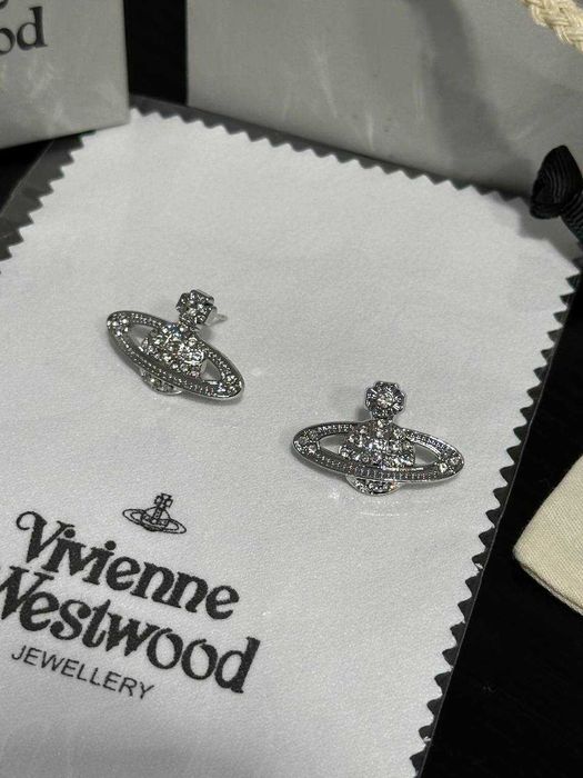 Kolczyki Vivienne Westwood nowy + box w zestawie idealne na prezent Damskie