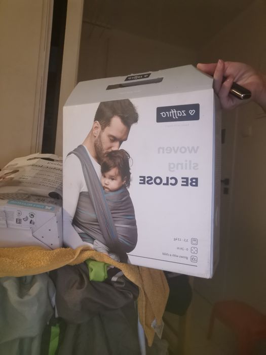 Sprzedam chustę zaffiro be close