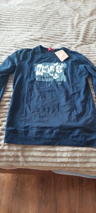 Продам новая футболка с рукавом Лонгслив