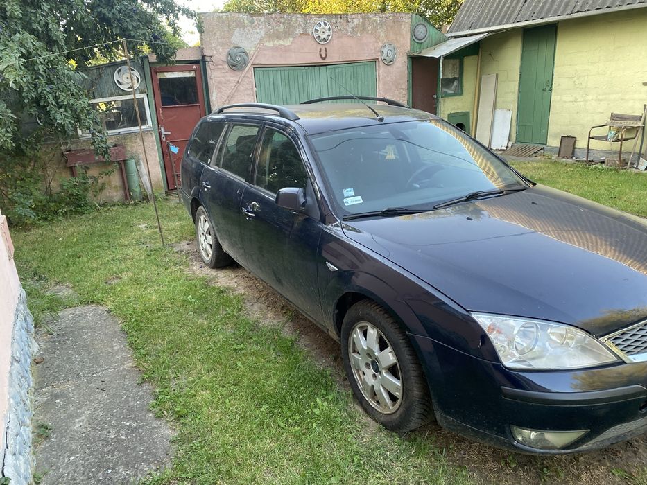 Два Mondeo Mk3 для відновлення або на запчастини
