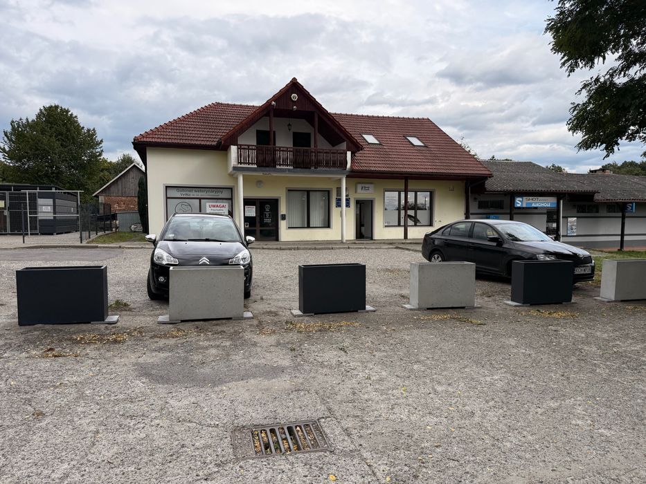 Lokal usługowo-handlowy do wynajęcia w centrum Alwerni.
