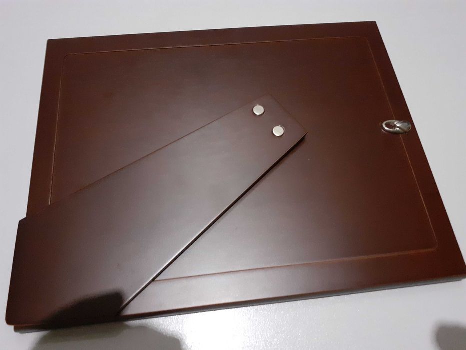 Escolha "aquela foto" e coloque neste passe par tout