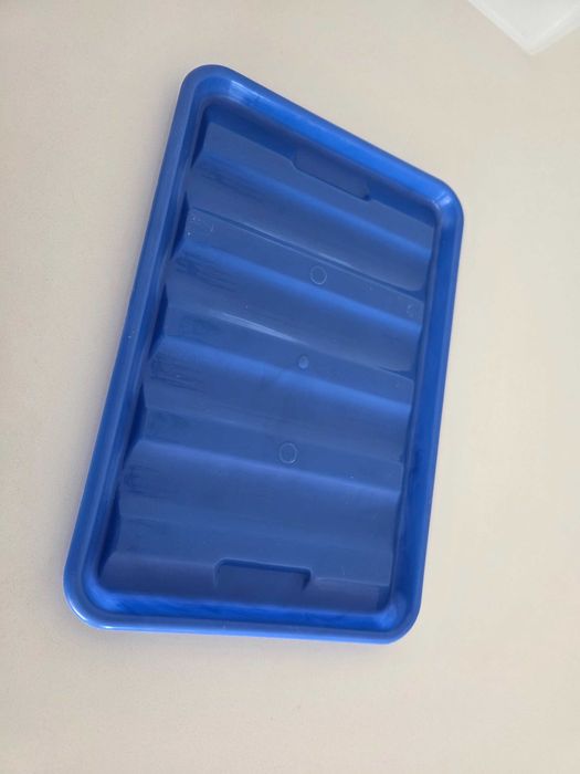 Caixa Arrumação Plástico Tampa Azul 34x22.5x17cm - Bom Estado