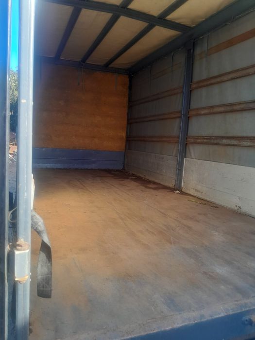 Vendo caixa em lona para carrinha