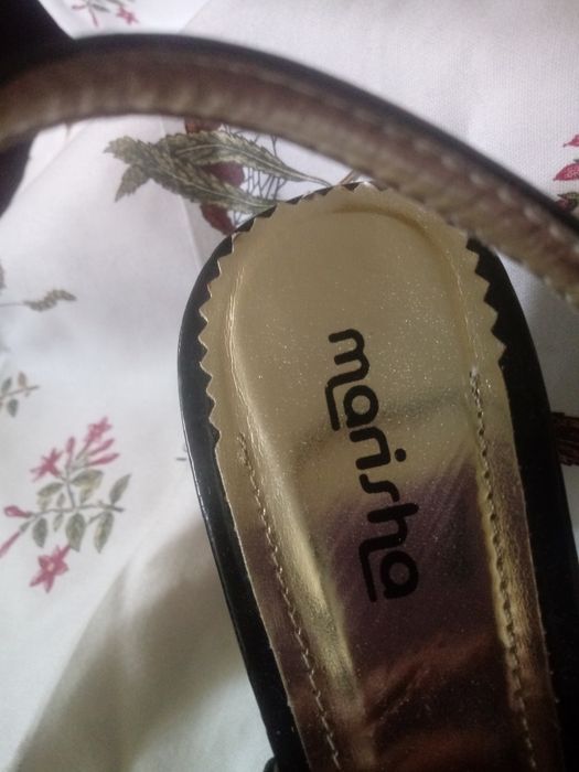 Buty damskie czarne rozmiar 37 firma Marisha