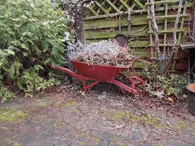 kwietnik taczka bardzo solidny