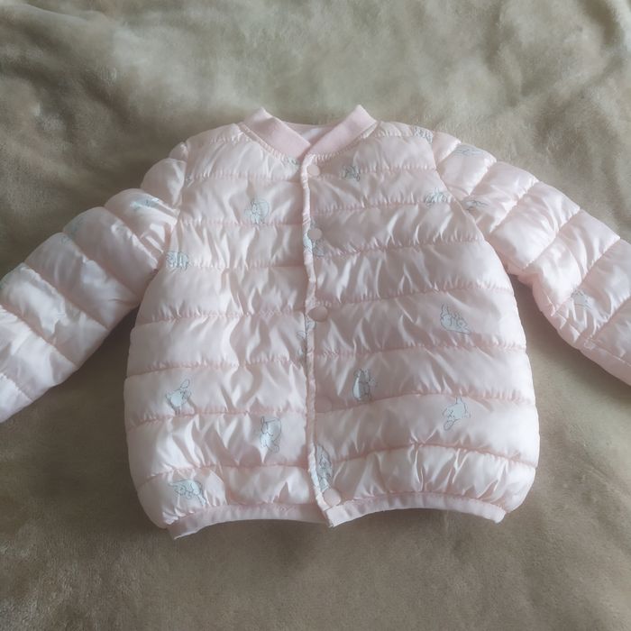 Курточку осінньо-весняна на дівчинку 90