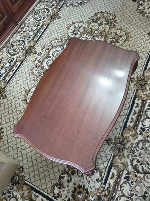 Mesa de centro / mesa de apoio  antiga