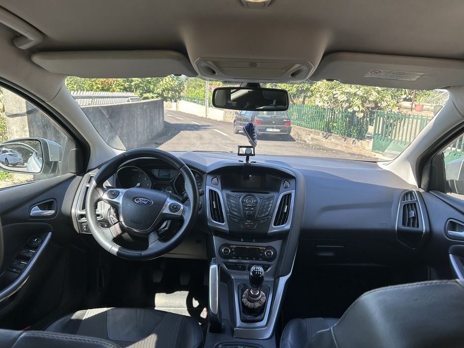 Vendo Ford Focus 1.6 Titanium