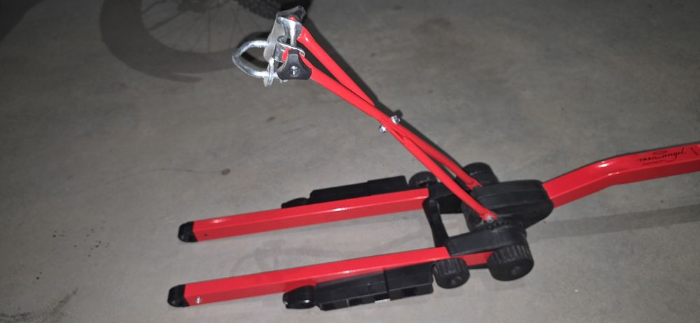 Hak rowerowy czerwony PERUZZO