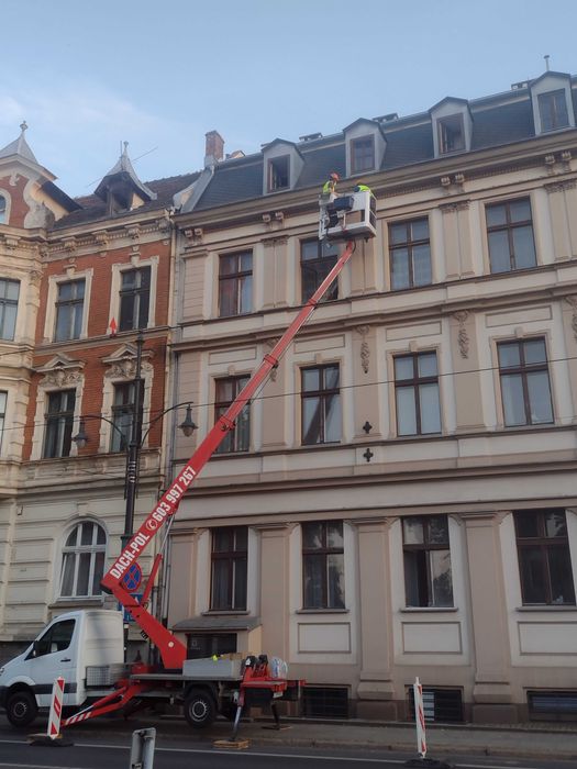 Zwyżka 22m, podnośnik koszowy- wynajem z operatorem Toruń i okolice