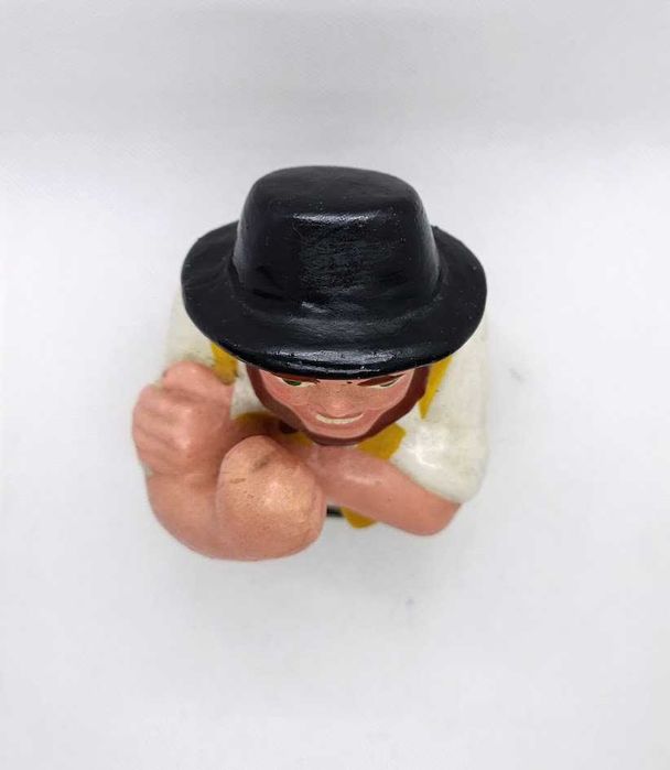 Estatueta popular portuguesa do Zé Povinho em faiança