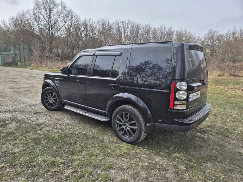 Land Rover Discovery 4
