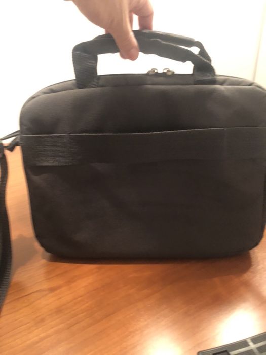 Mala Ipad ou Mini Portatil como nova cinzento