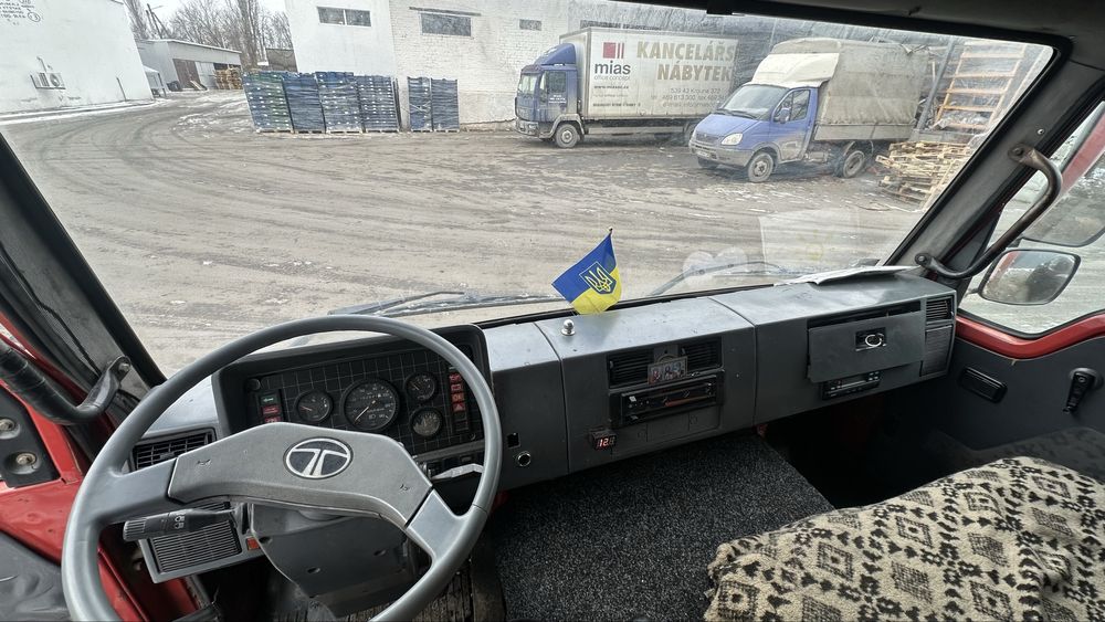 Продається автомобіль ТАТА 613