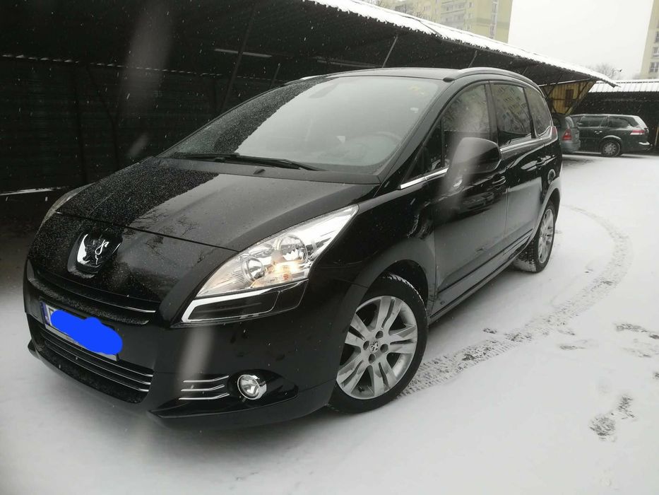 Peugeot 5008 Peugot 5008 7 osobowy z bagażnikiem THULE i hakiem