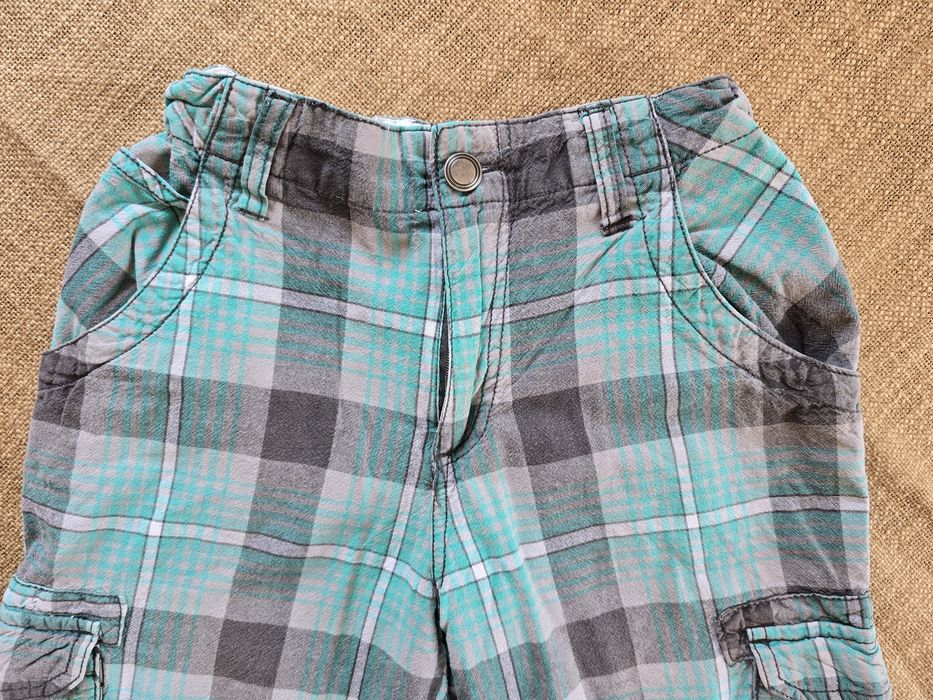 Kraciaste szorty chłopięce rozm. 146