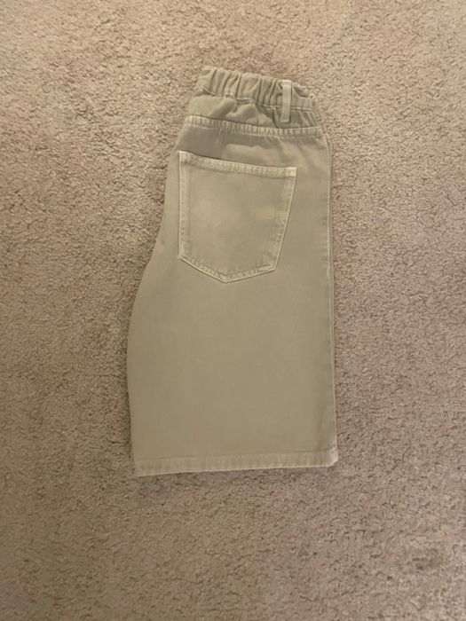 Calções verde claro – Zara