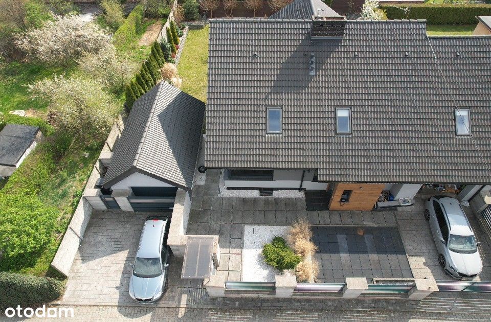Przestronny dom z ogrodem, tarasem , blisko szkoły