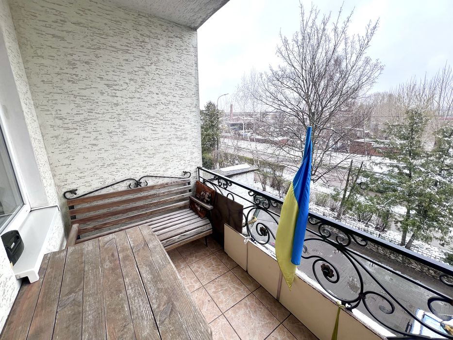 Продаж котеджу неподалік центру Тернополя