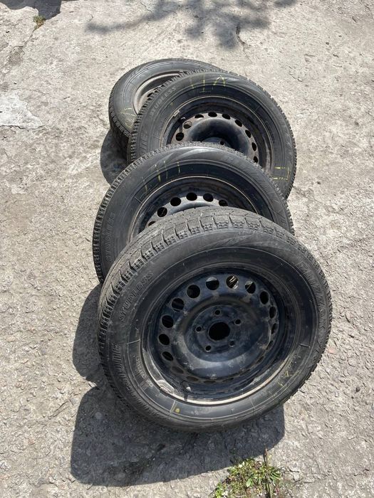 Диски r15 з гумою Bridgestone в гарному стані