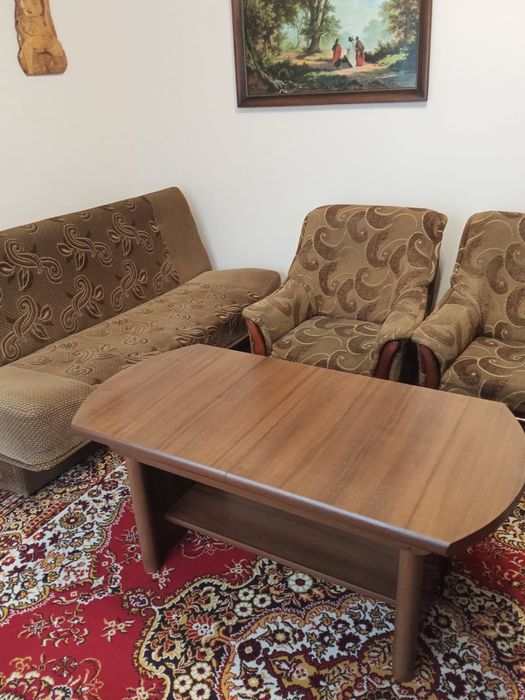 Komplet sofa, wesalka, kanapa, fotel i ława