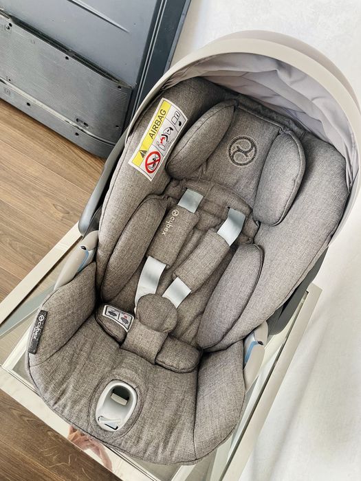 авто кресло ,CYBEX Cloud Z + База