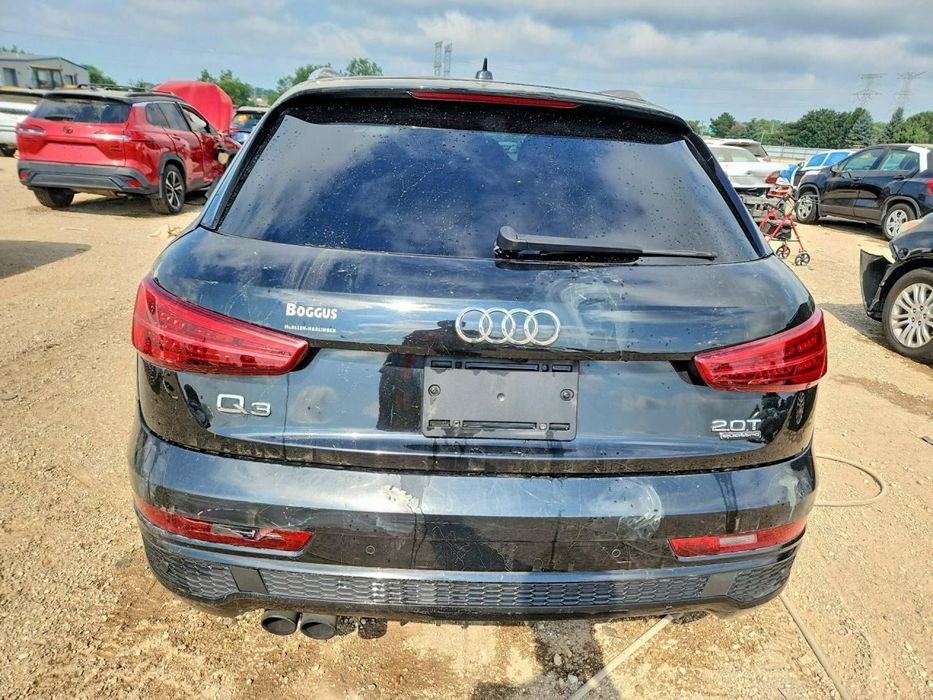 Audi Q3 PRESTIGE / Quattro / niski przebieg