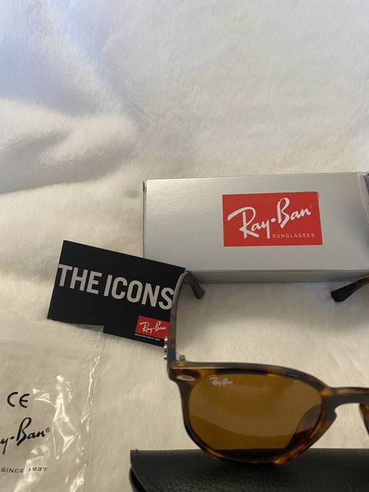Óculos de sol Ray-Ban com etiqueta