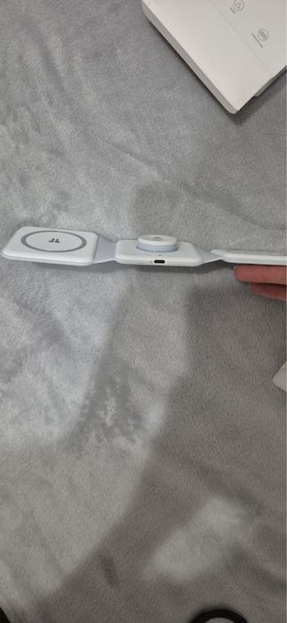 Бездротовий зарядний пристрій WiWU