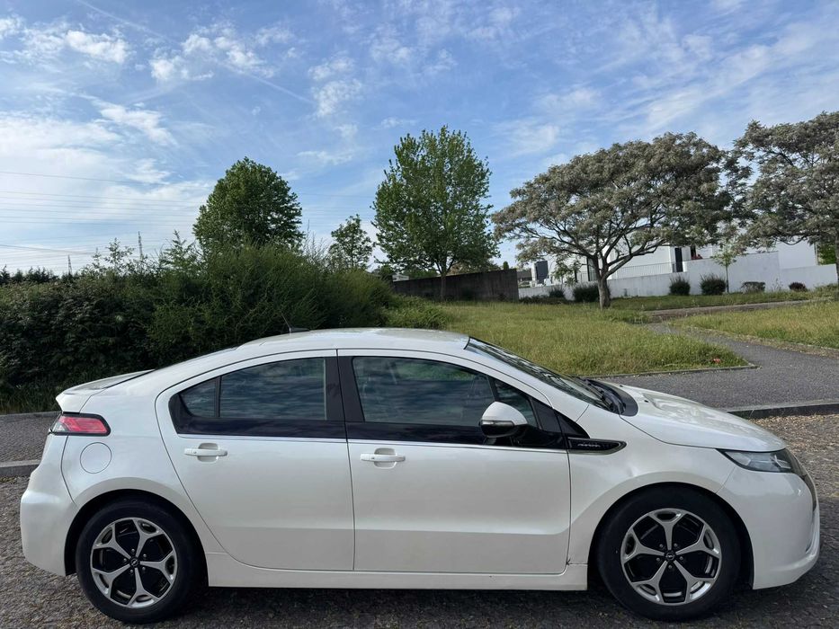Opel Ampera Hibrido Plug-In Aceito Troca
